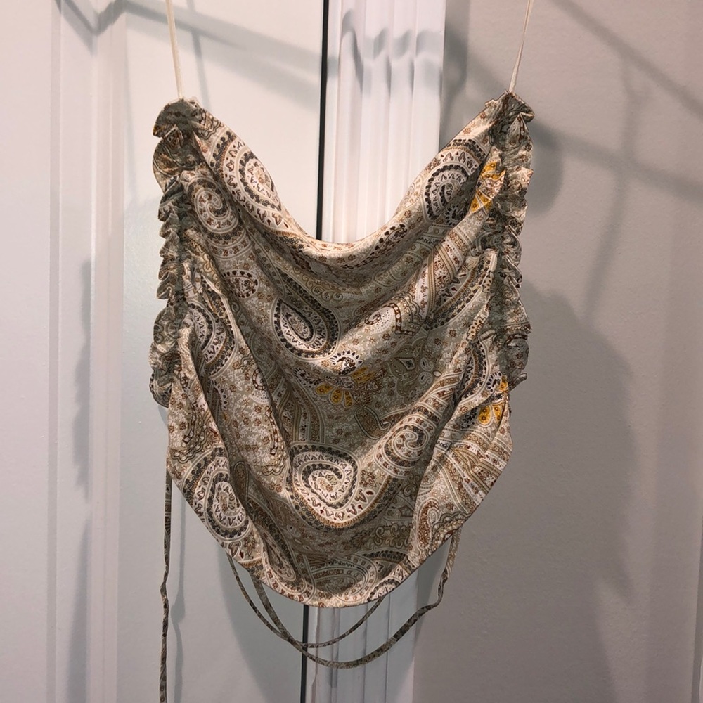 Boutique Paisley print cropped backless tank